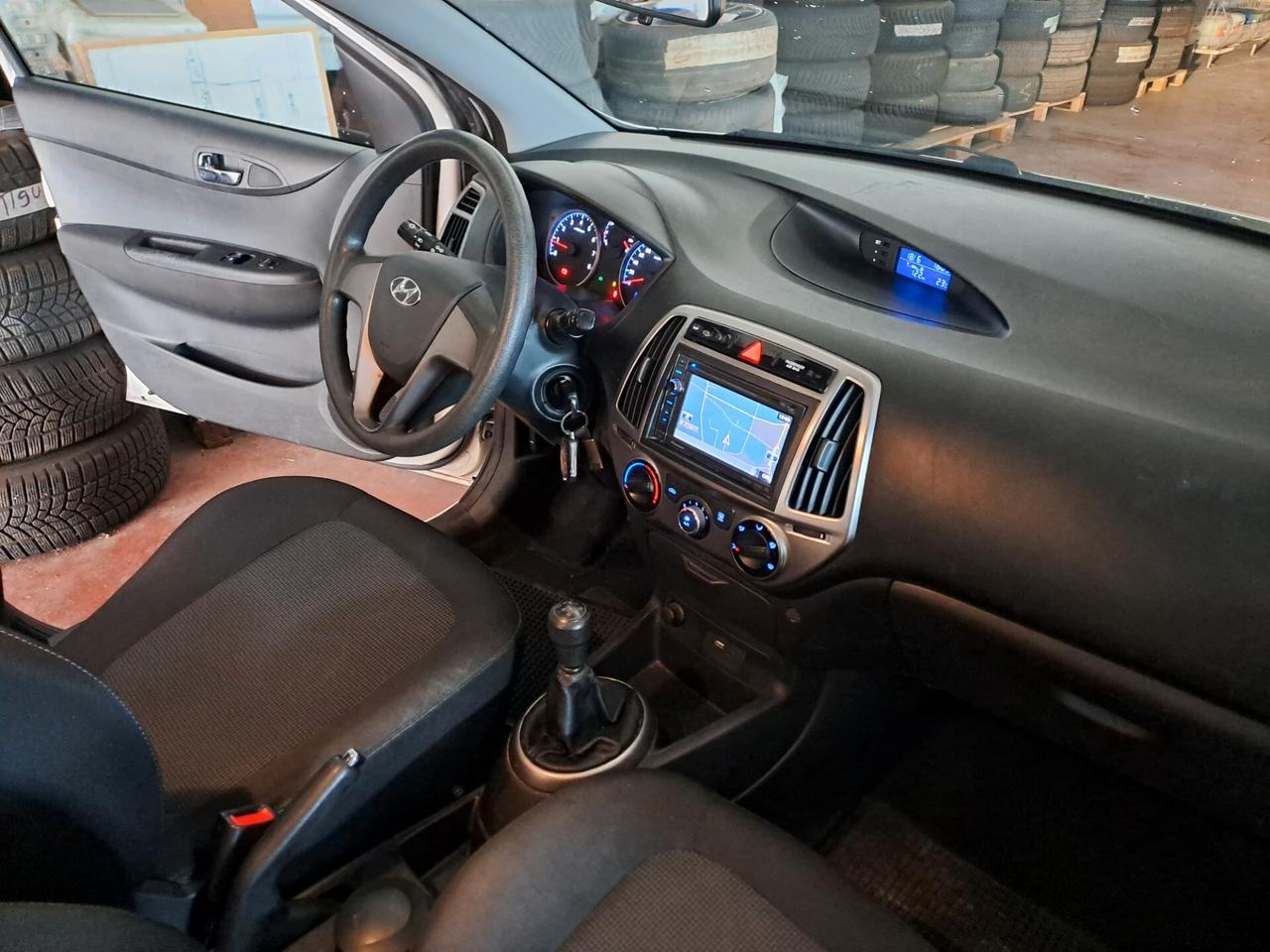 HYUNDAI i20 1.2 BENZINA *OK NEOPATENTATI*