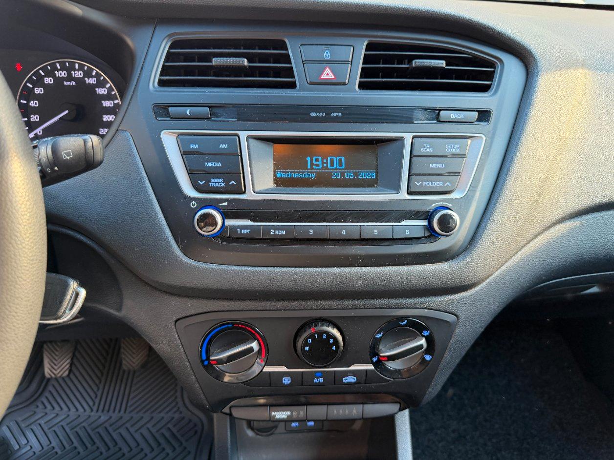 Hyundai i20 5 Porte i20 5p 1.2 Classic 75cv GANCIO TRAINO !!!!
