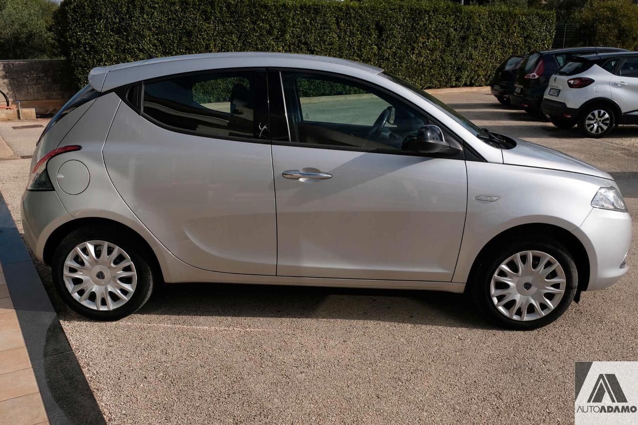 Lancia Ypsilon 1.2 69 CV 5 porte S&S Gold