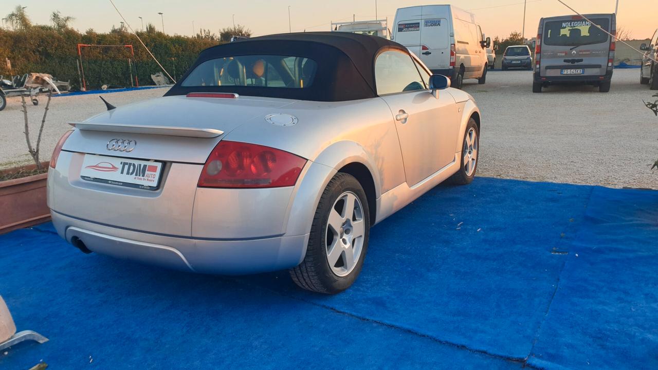 Audi TT Roadster 1.8 T 20V 179 CV cat