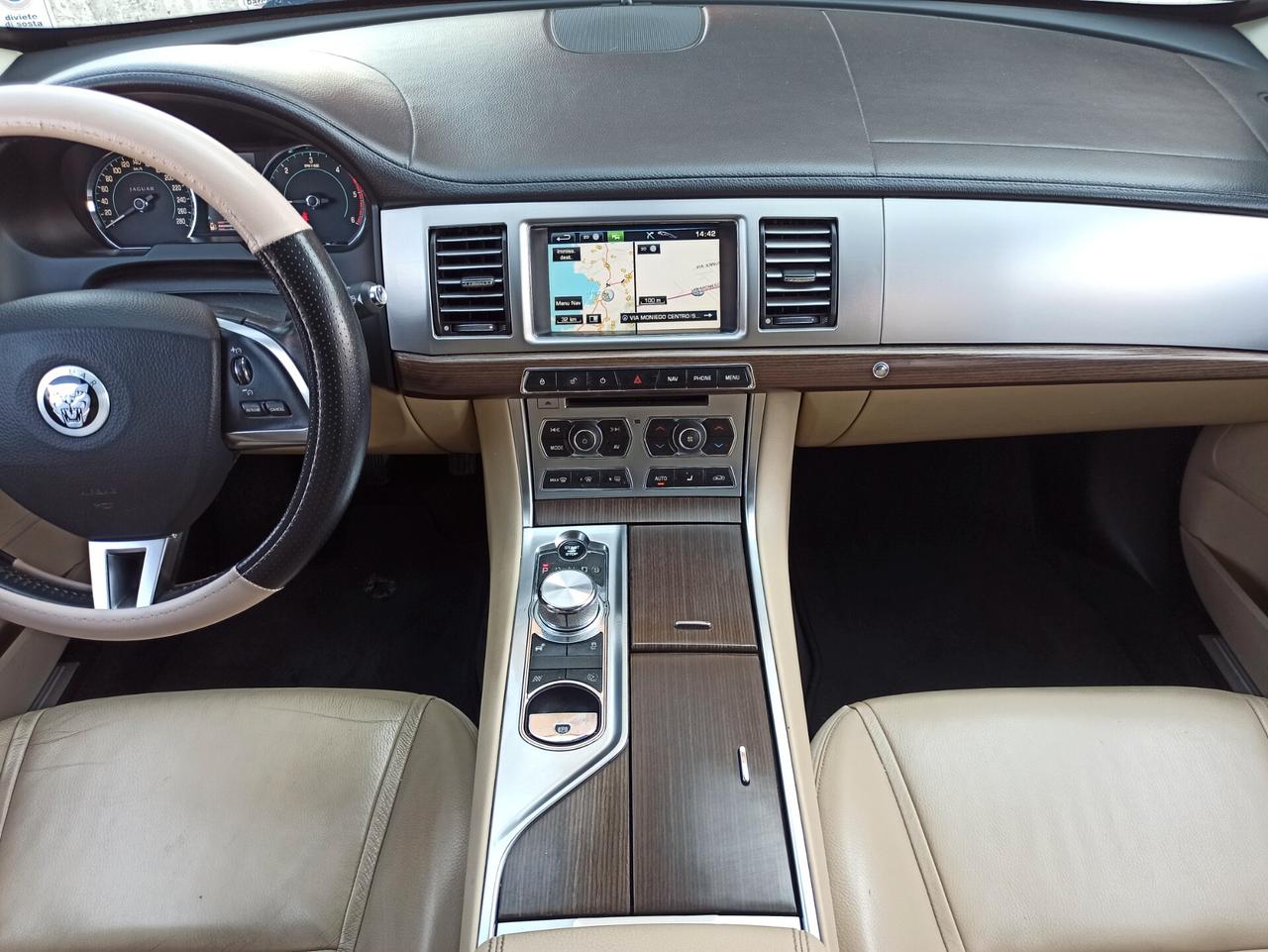 Jaguar XF 3.0 DS V6 Luxury