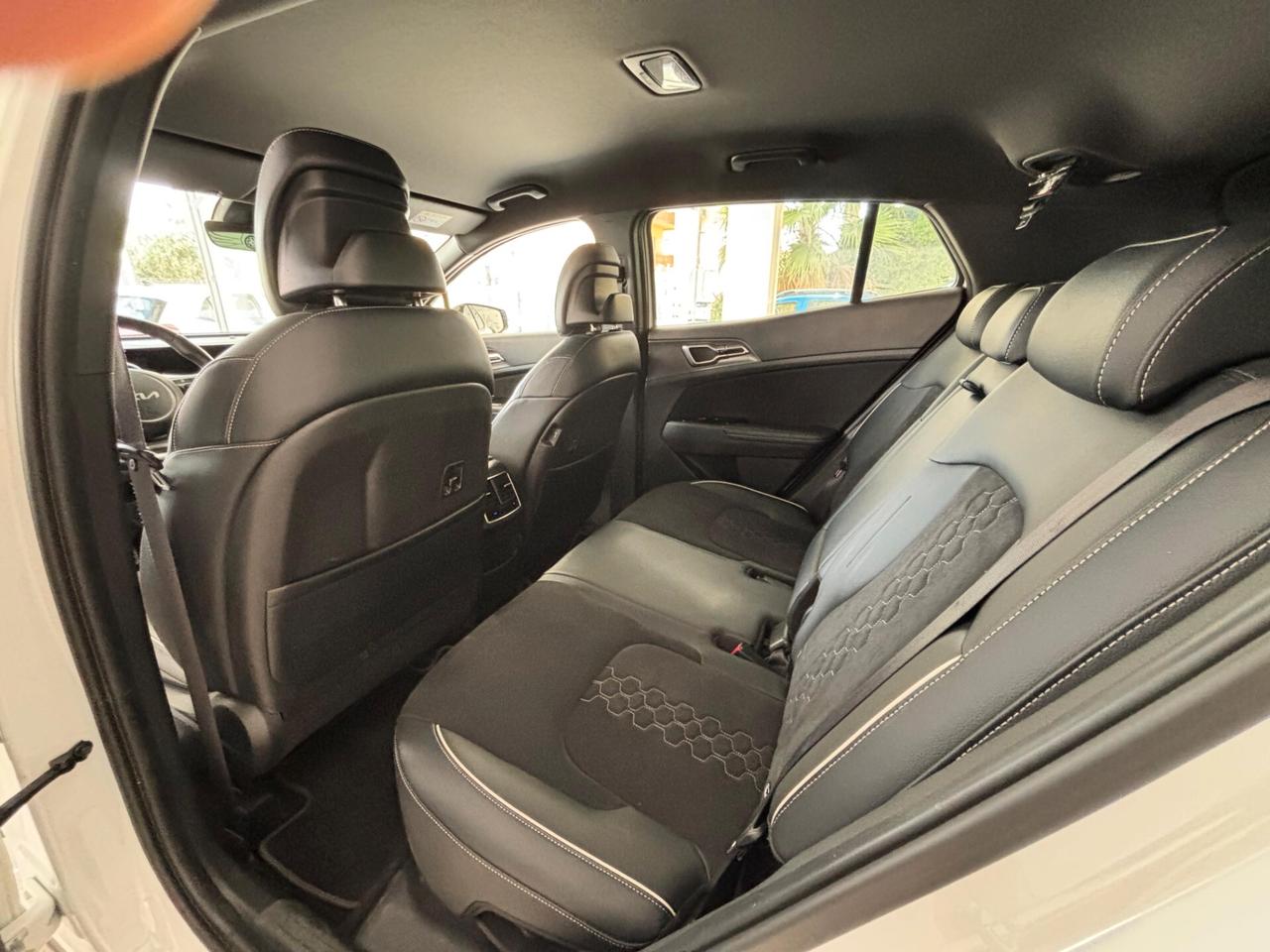 Kia Sportage 1.6 TGDi HEV AT GT-line
