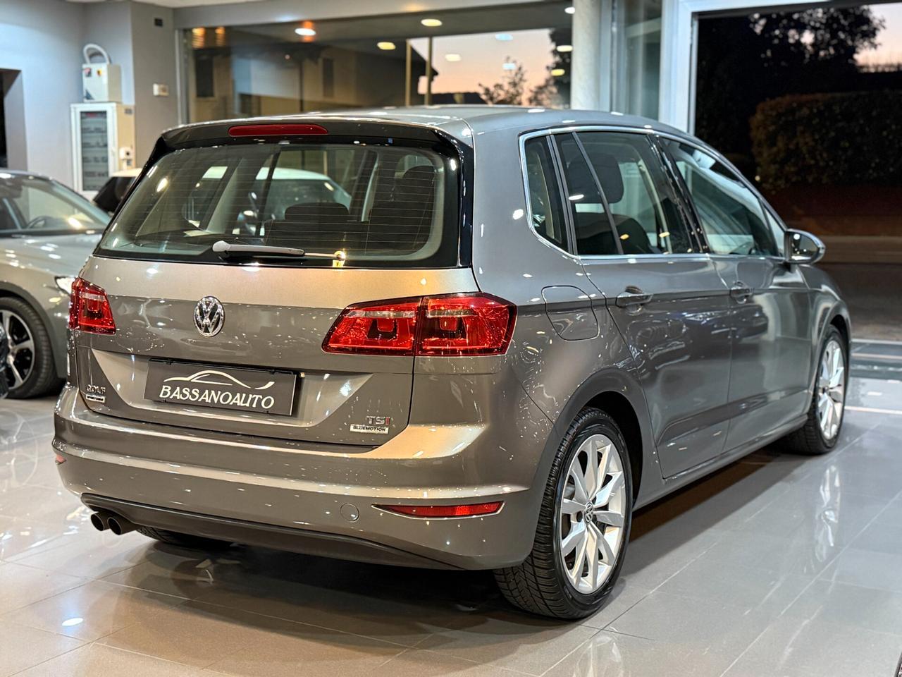 Volkswagen Golf Sportsvan 1.4 tsi R-LINE 125cv AUTO !