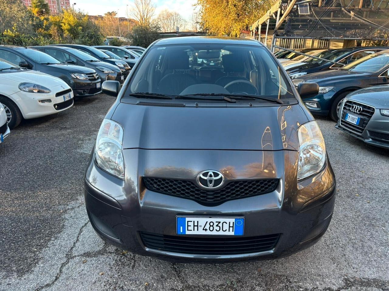 Toyota Yaris 1.0 - 5 porte Now ok Neopatentati