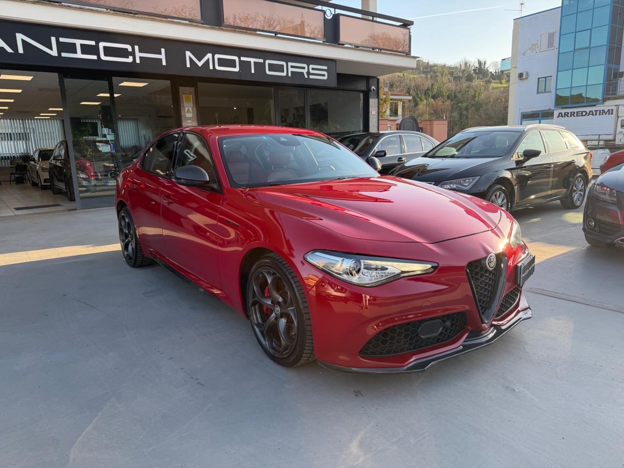 Alfa Romeo Giulia 2.2 Turbodiesel 210 CV AT8 AWD Q4 Veloce