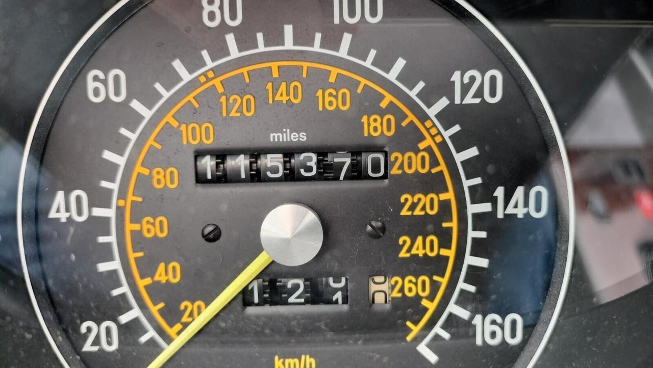 Mercedes-benz SL 560 560 SL Roadster SERIE R107