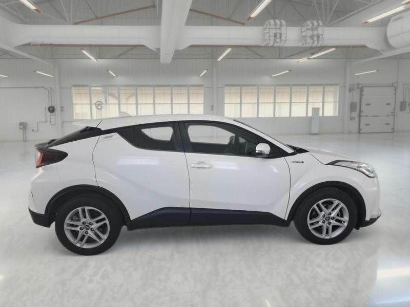 Toyota C-HR 1.8 Hybrid E-CVT Business