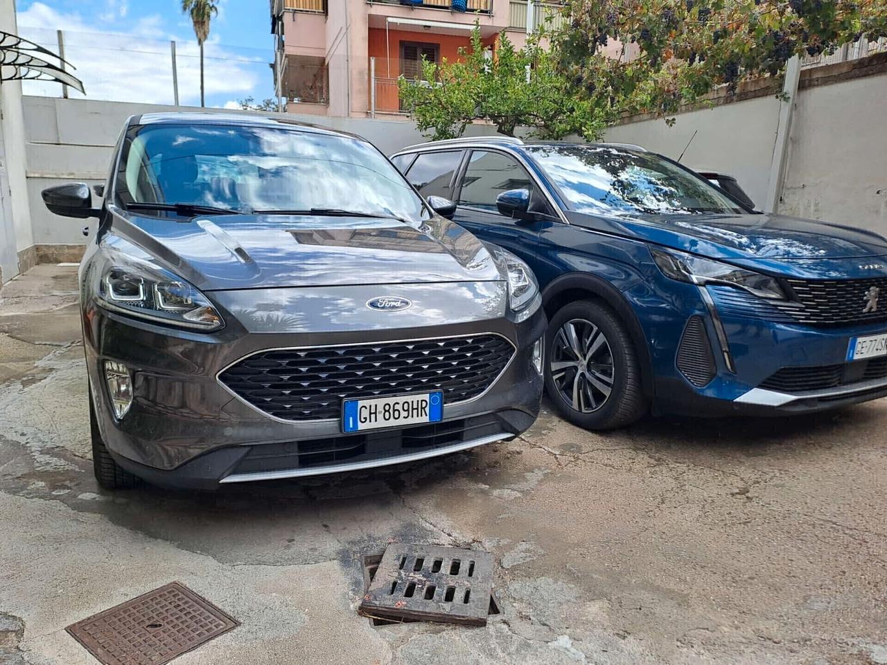 Ford Kuga 1.5 dci cambio automatico 10.2021