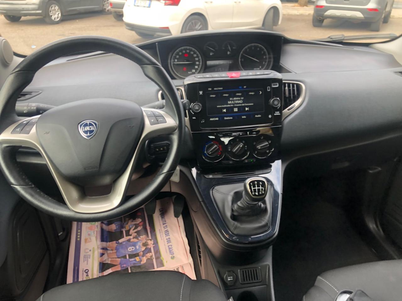 Lancia Ypsilon 1.0 FireFly 5 porte SUPER PREZZO
