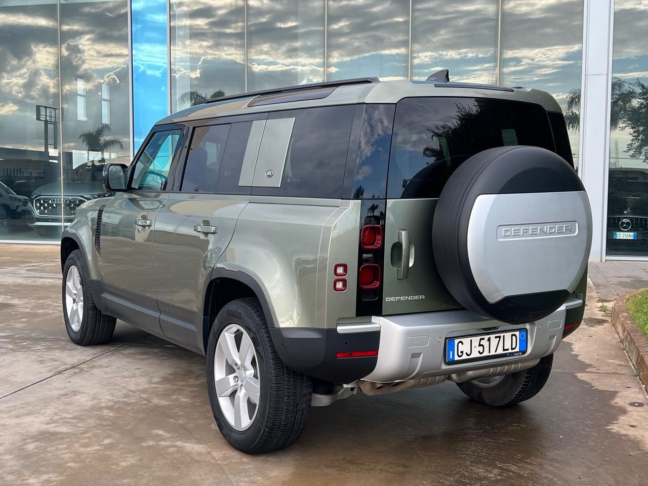 Land Rover Defender 110 XDynamic SE possibilità noleggio no scoring