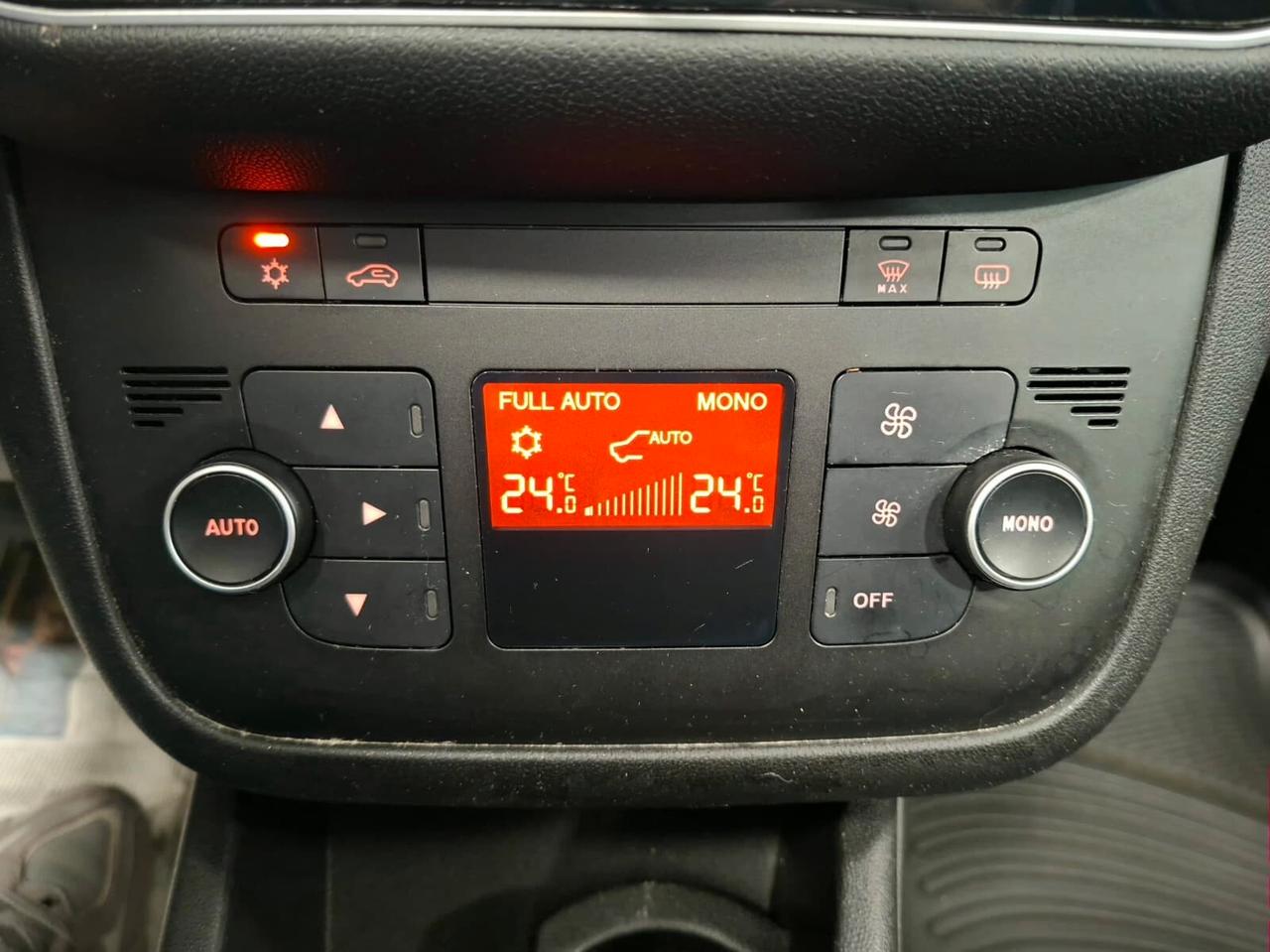 Fiat Punto 1.3 MJT II 75cv Lounge 2012