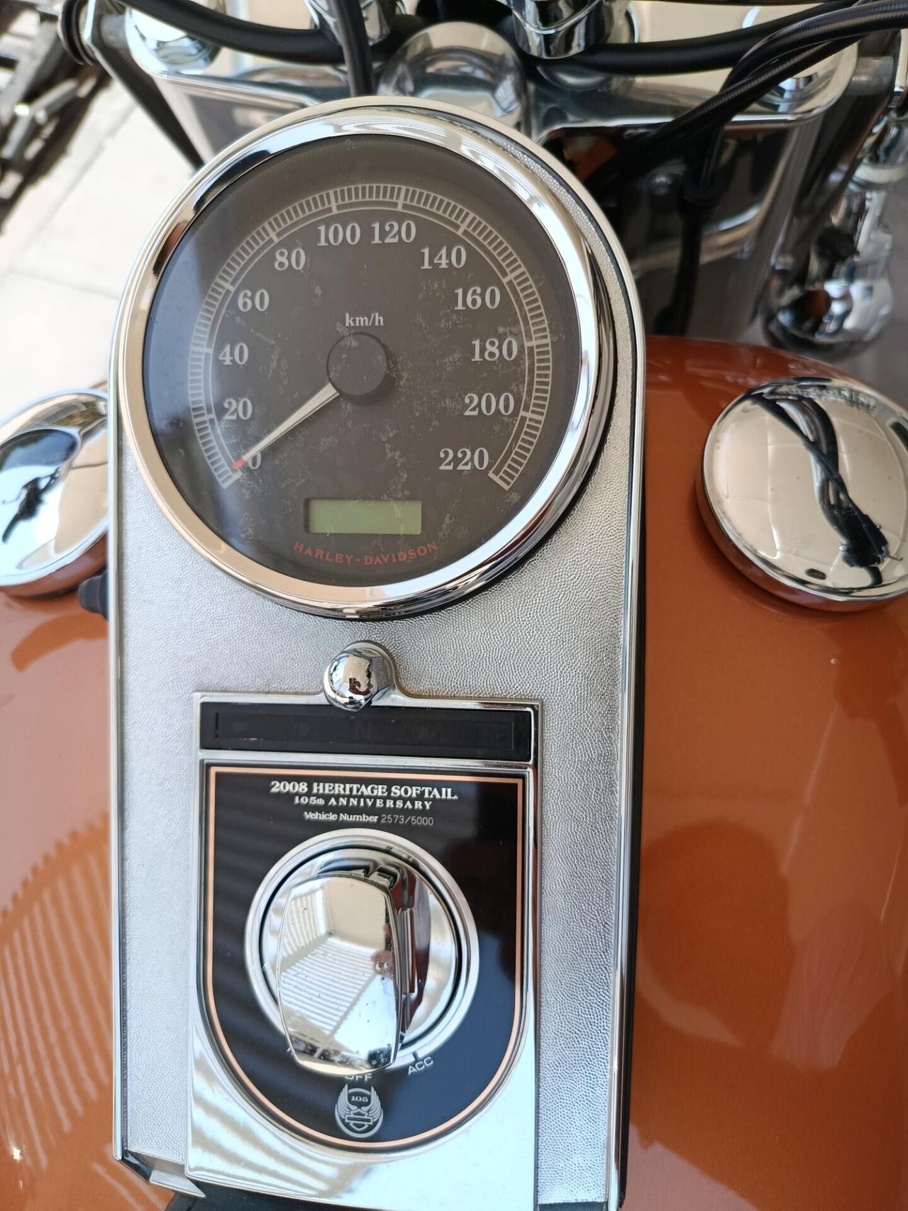 Harley-davidson FLSTC Heritage Softail Classic 105th ANNIVERSARY