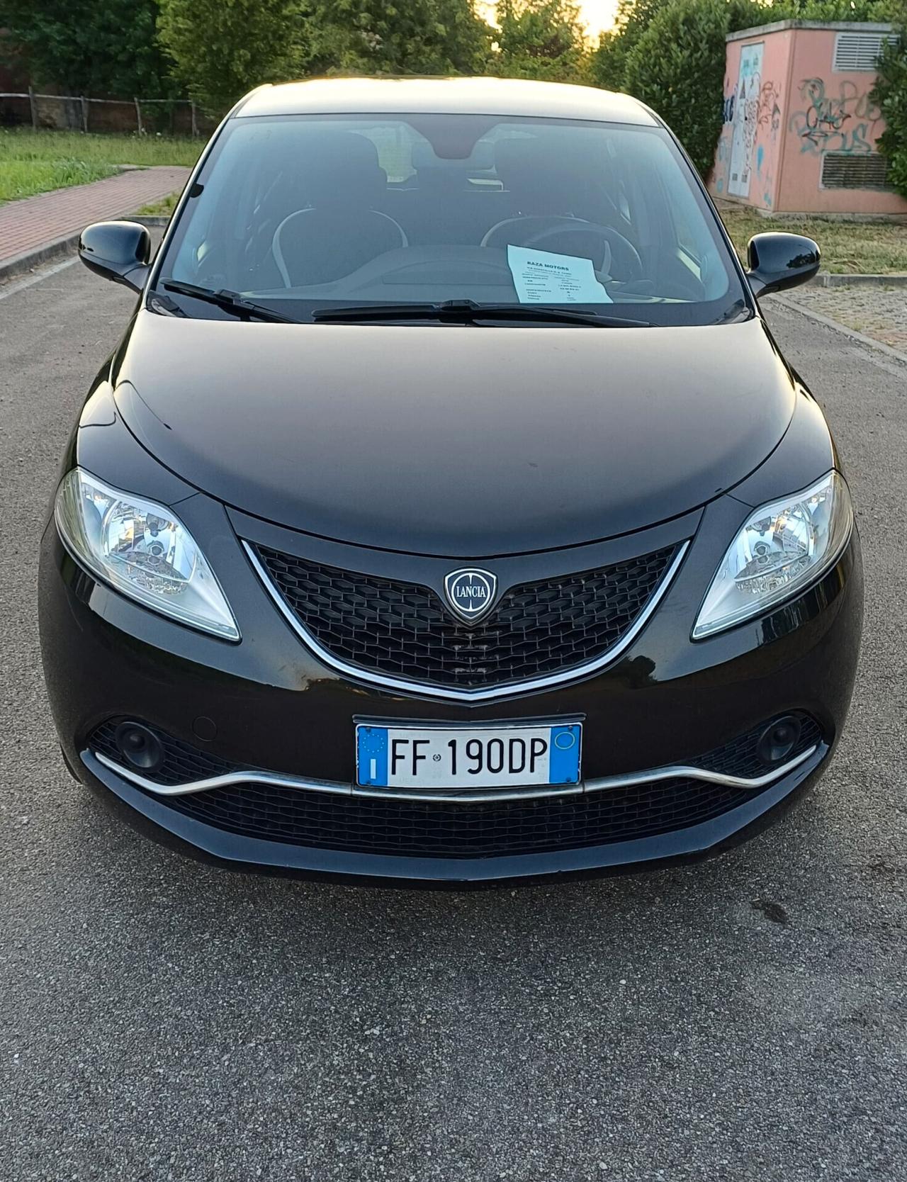 Lancia Ypsilon 1.2 69 CV 5 porte GPL Ecochic Gold