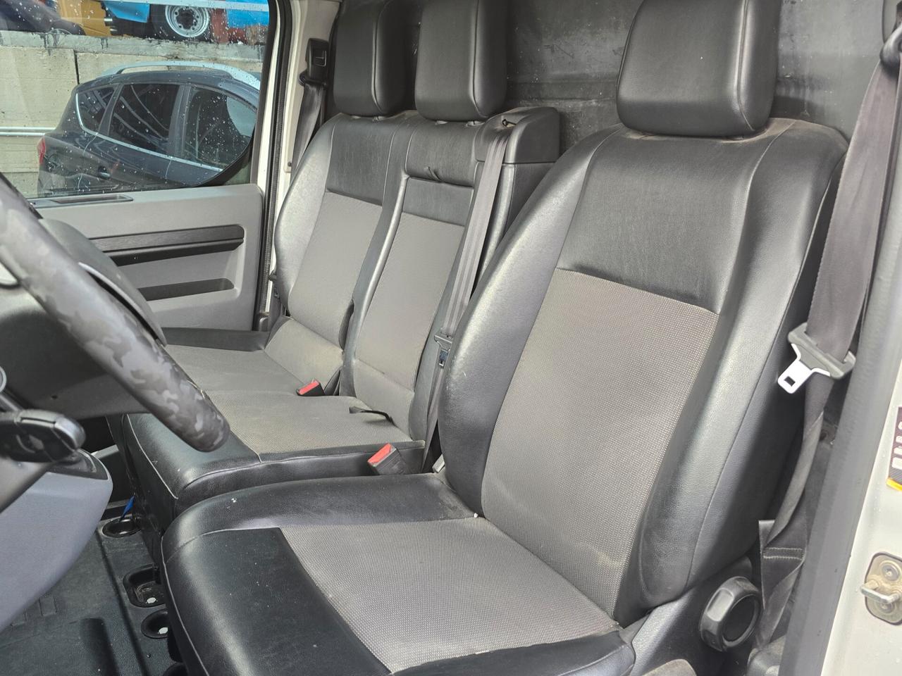 CITROEN JUMPY 1.5 BLUEHDI 3 POSTI 6 MARCE DIESEL (IVA COMPRESA NEL PREZZO INDICATO)