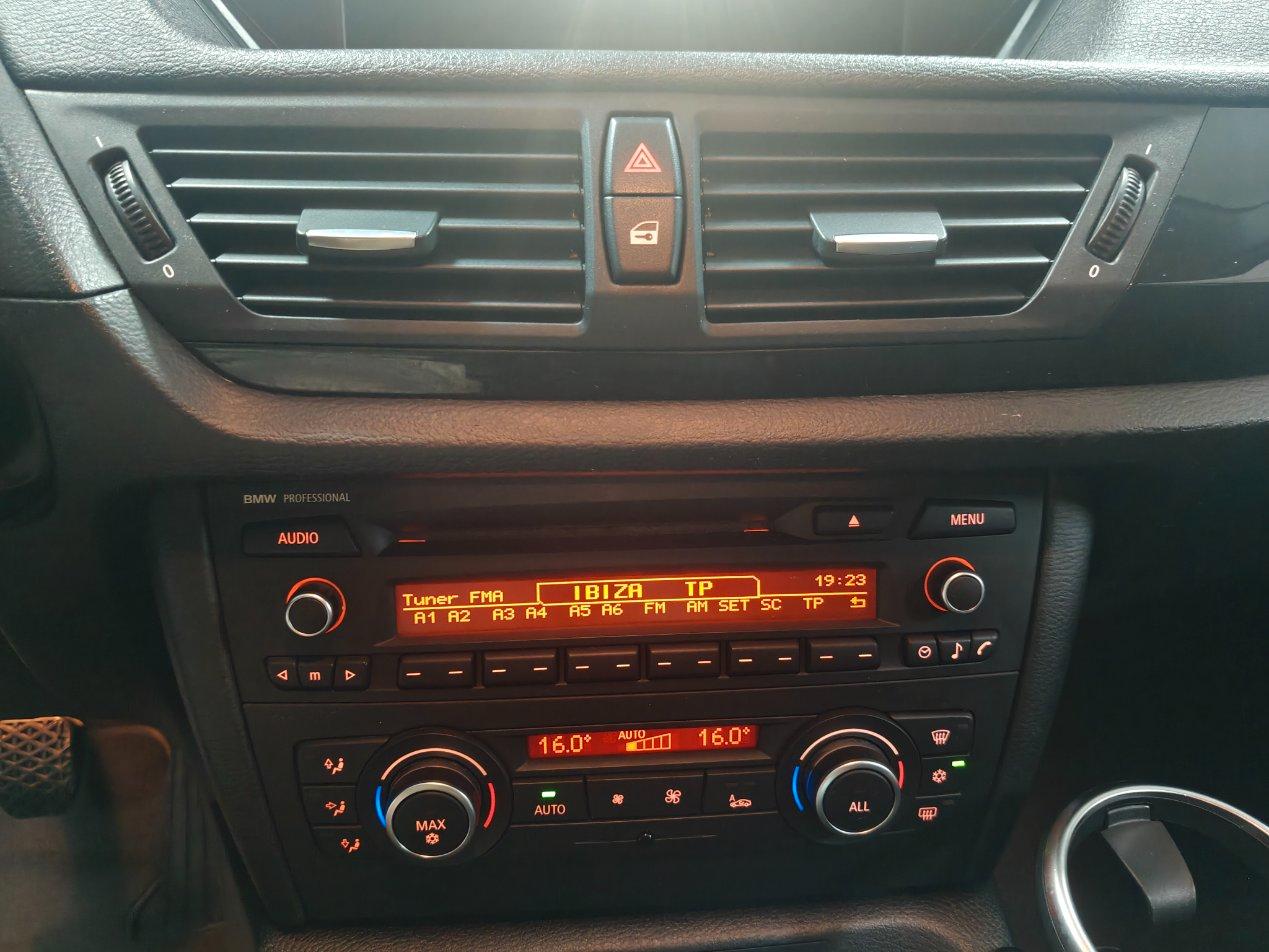 BMW X1 xdrive20d Attiva