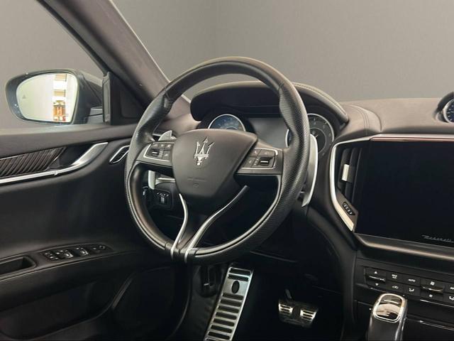 MASERATI Ghibli L4 330 CV MHEV Gransport PACK CARBONIO