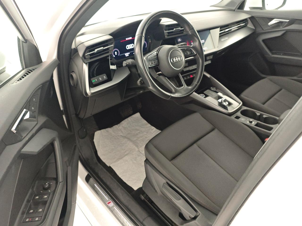 Audi A3 Sedan 35 TDI S tronic line edition