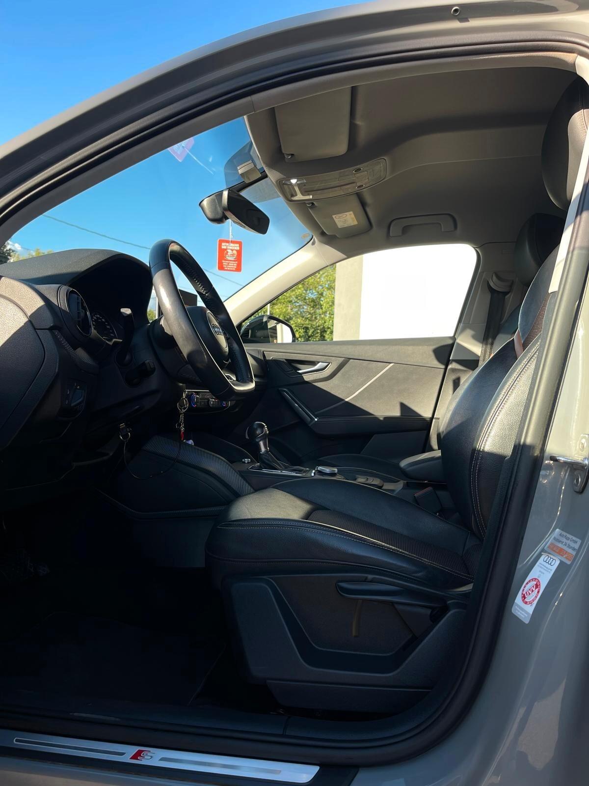 Audi Q2 1.6 TDI S tronic SLINE