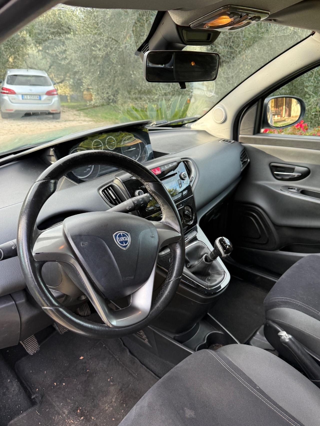 Lancia Ypsilon 1.3 MJT 16V 95 CV 5 porte S&S Platinum