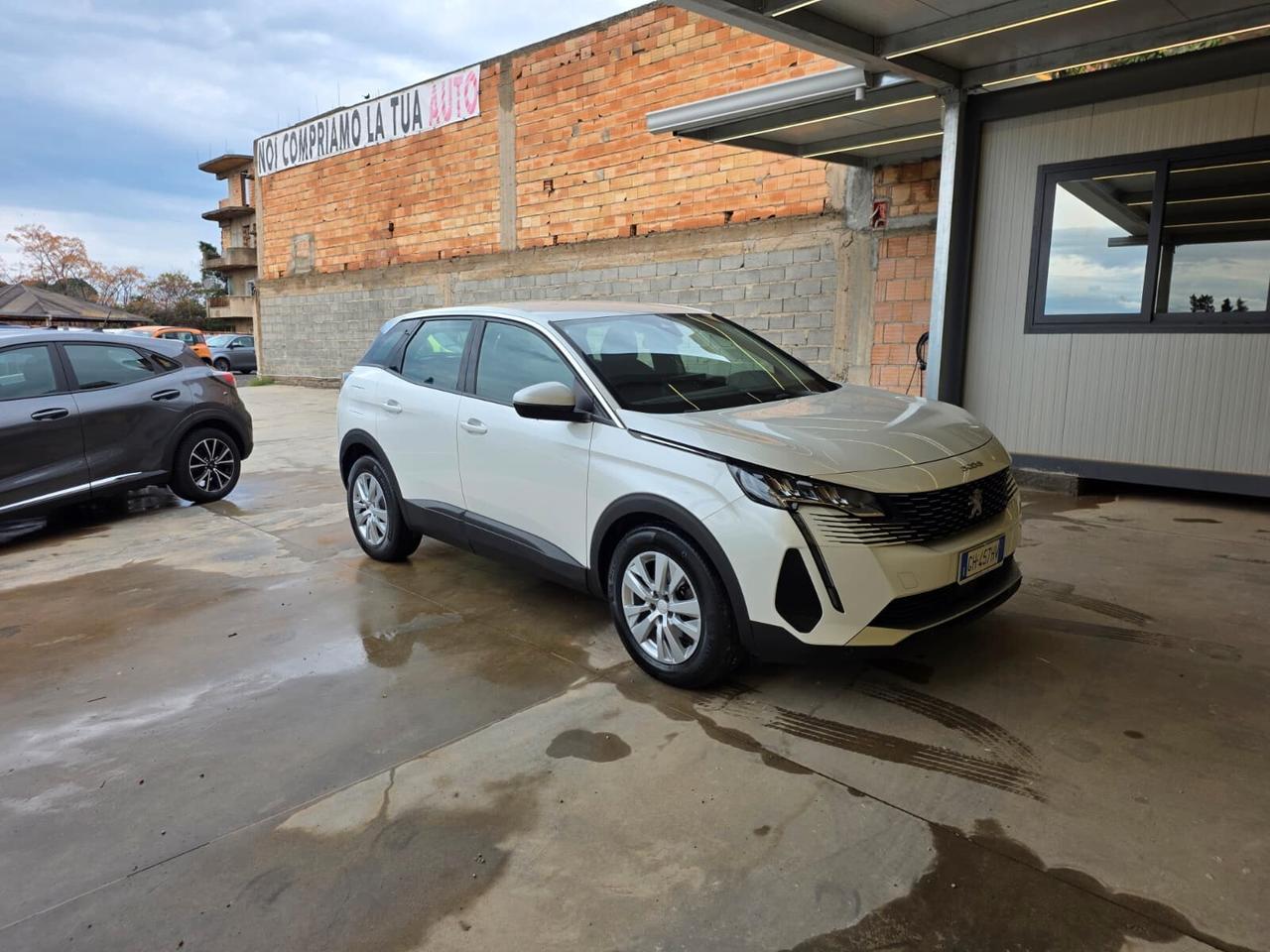 Peugeot 3008 BlueHDi 130 S&S EAT8 Active Pack