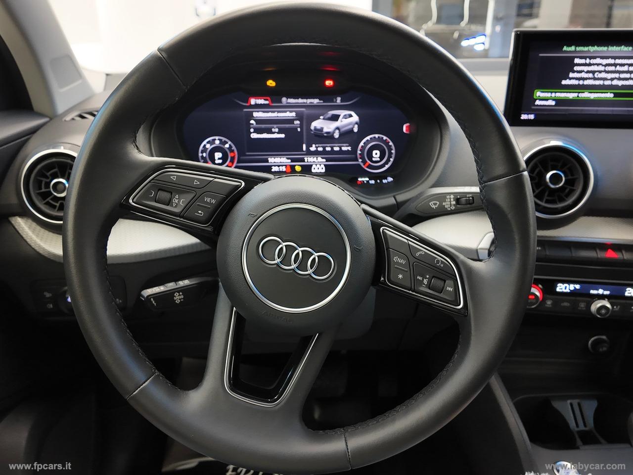 AUDI Q2 30 TDI S tronic Identity Black