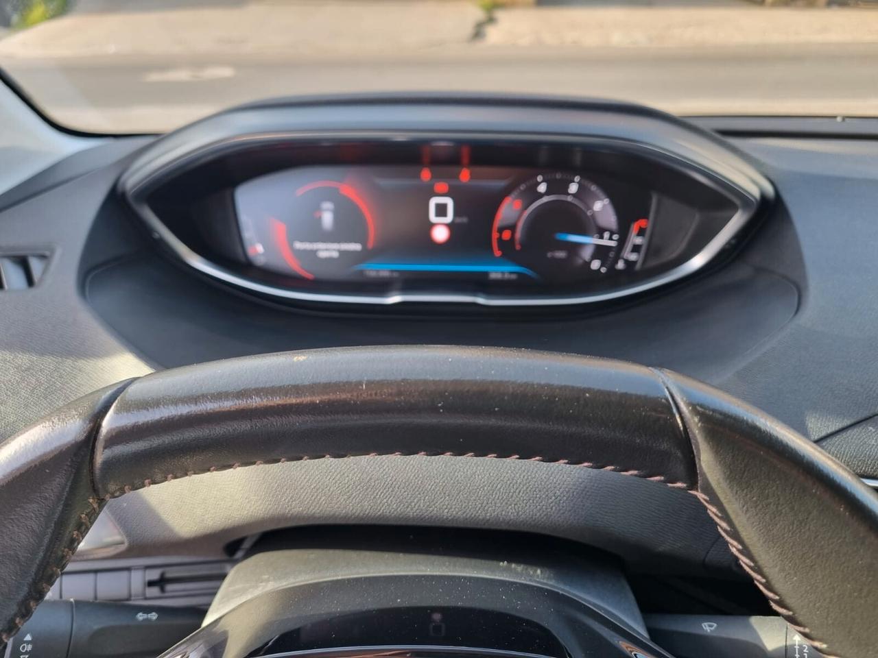 Peugeot 3008 BlueHDi 130 S&S Business