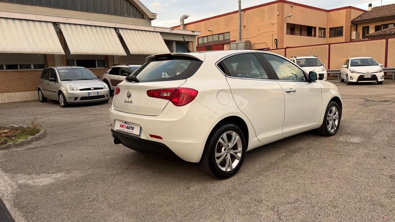 Alfa Romeo Giulietta 1.4 Turbo MultiAir Distinctive