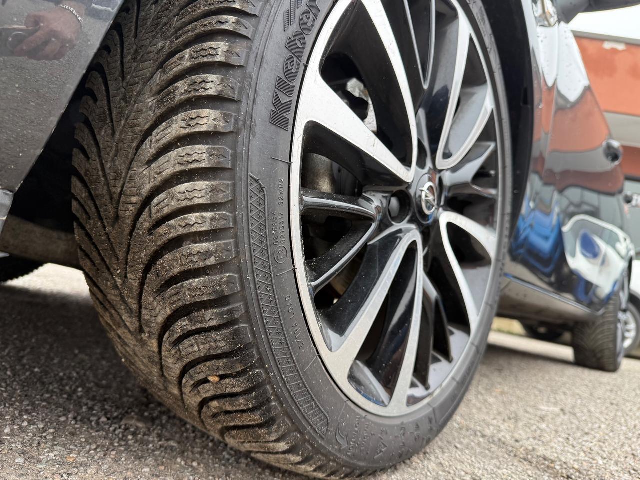 Opel Corsa 1.4 90CV 5 porte Innovation