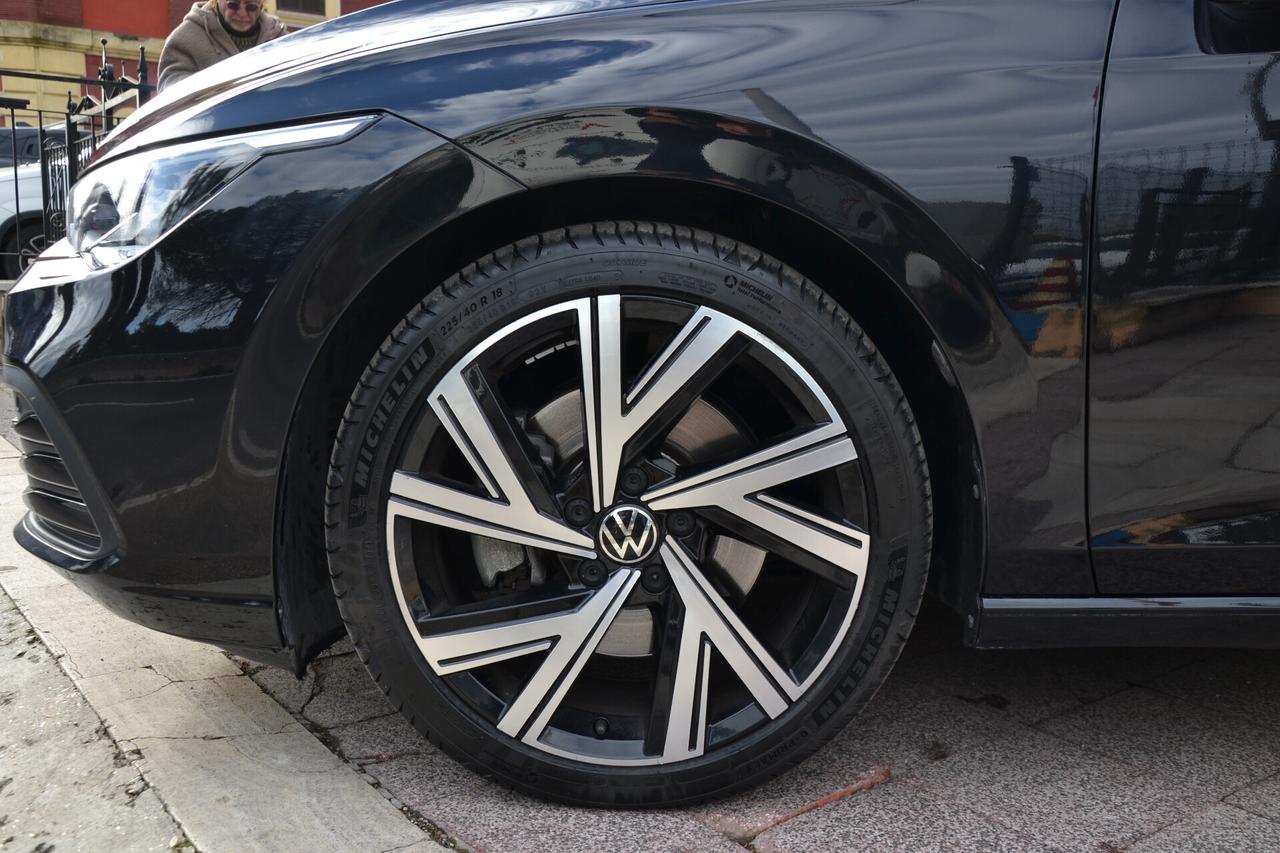 Volkswagen Golf Variant 2.0 TDI 150CV DSG NAVI+FULL LED+PDC+CRUISE ADATTIV
