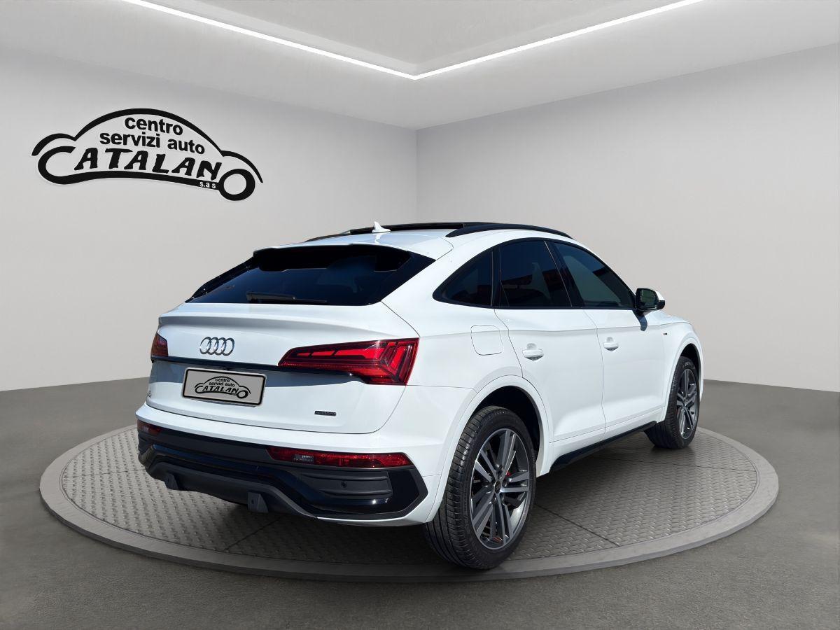 AUDI - Q5 Sportback - Q5 SPB 40 2.0 TDI 204 CVquattro S tr. S line plus TETTO