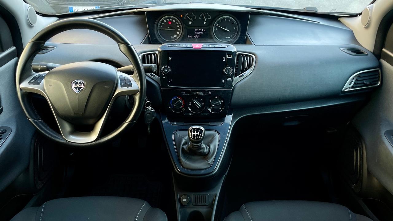 LANCIA 1.0 FIREFLY HYBRID 5P 69CV - NEOPATENTATI