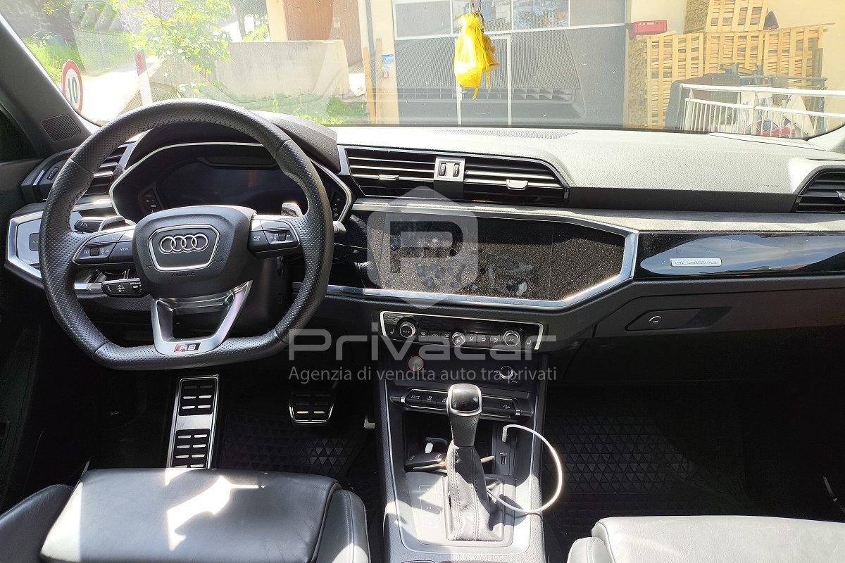 AUDI RS Q3 quattro S tronic