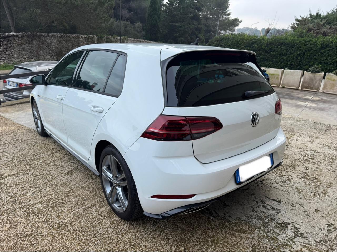 Vw Golf 2.0 TDI - R.LINE - FARI LED - 2019