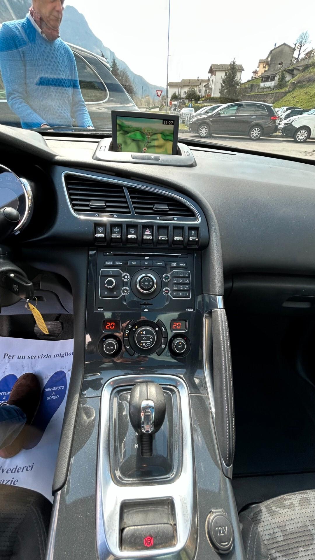 Peugeot 3008 HYbrid4