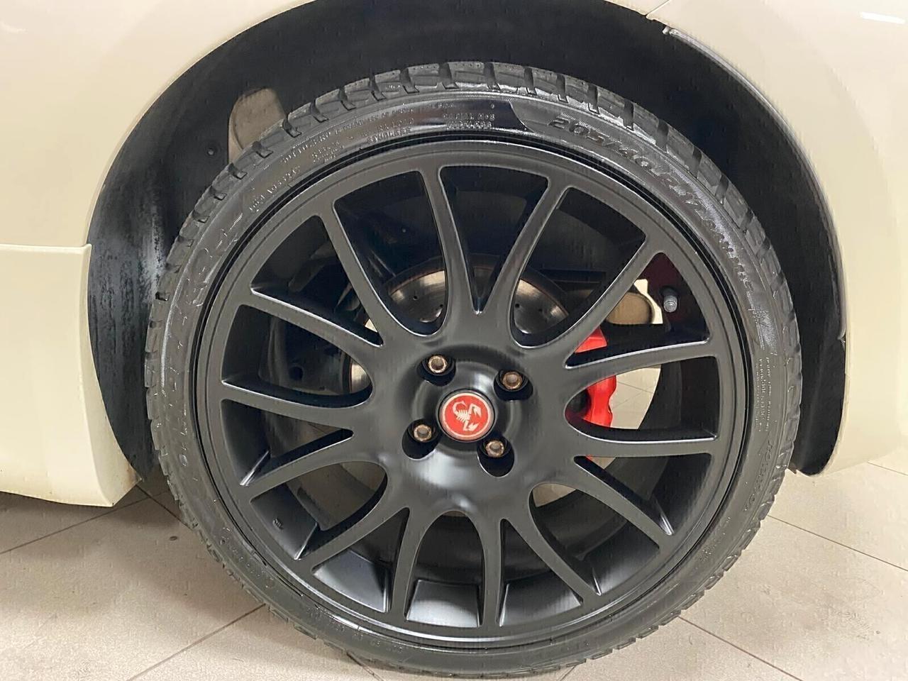 Abarth 595 1.4 Turbo T-Jet 160 CV Pista