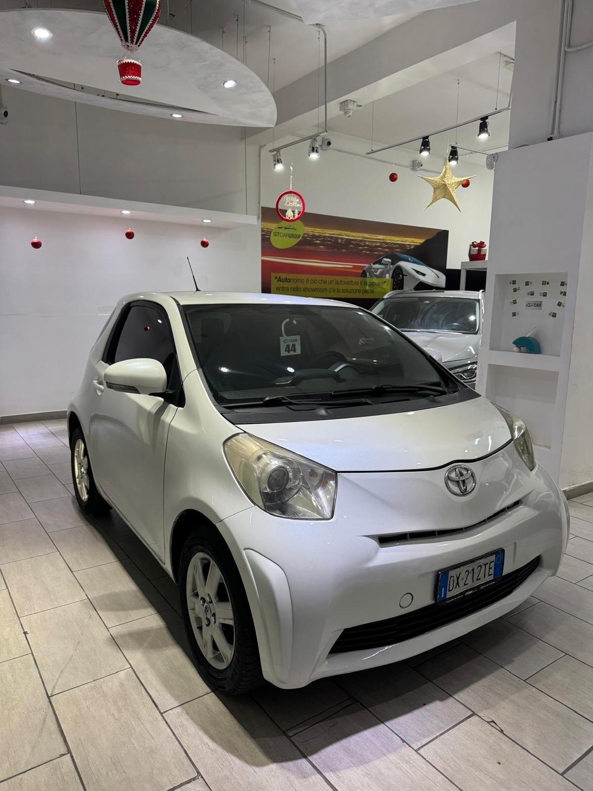 Toyota iQ 1.0