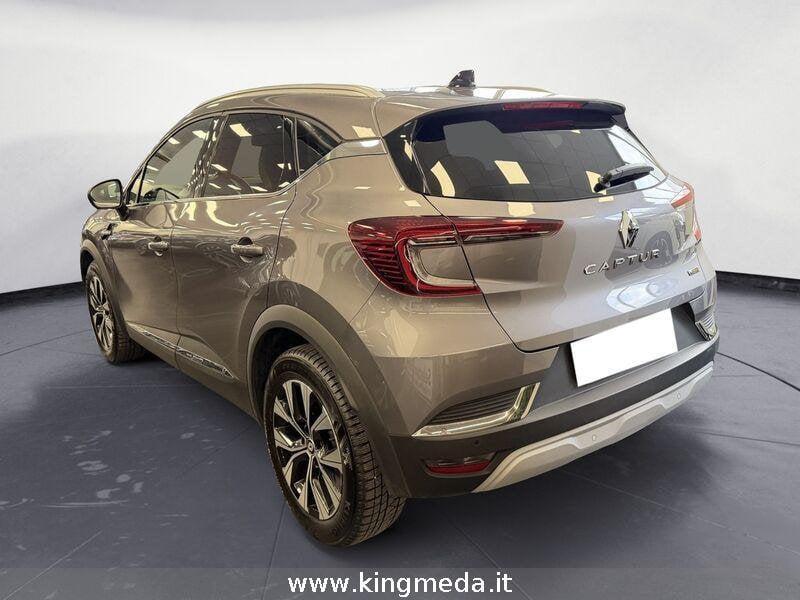 Renault Captur E-Tech hybrid 1.6 E-TECH HEV 145 TECHNO AUTO