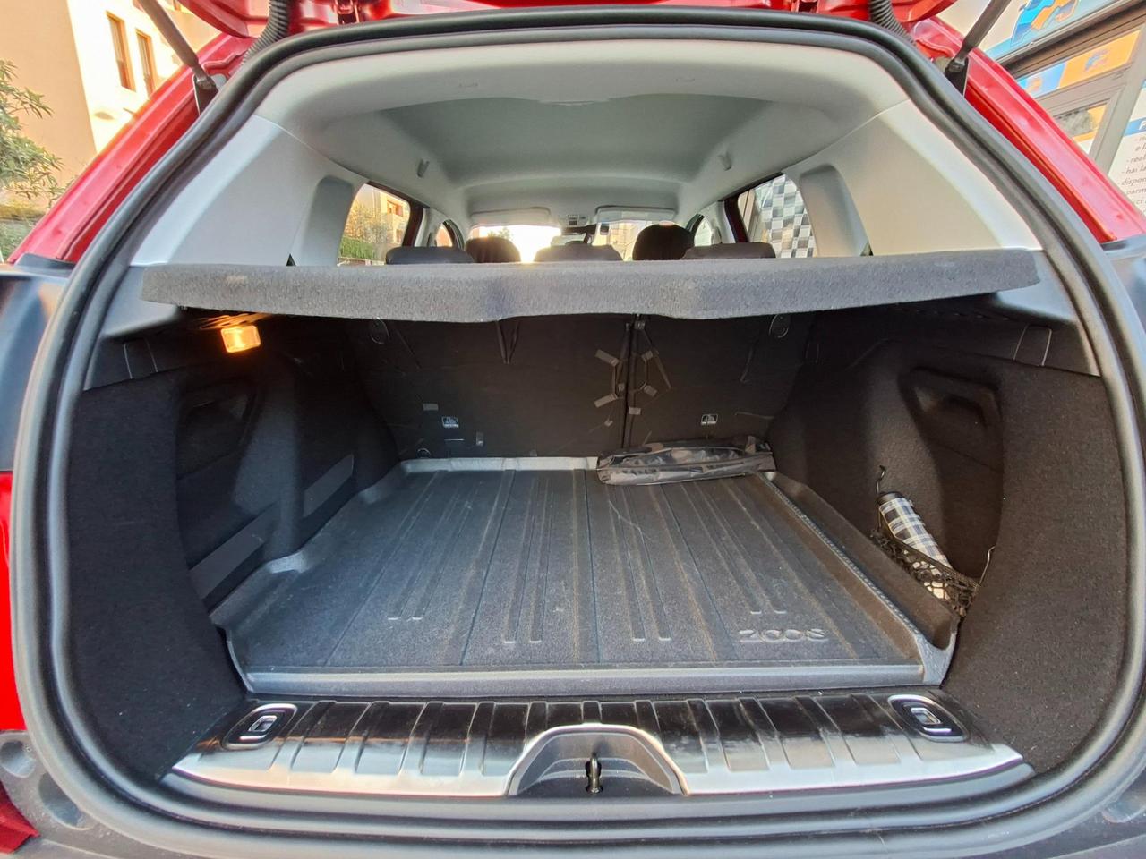 Peugeot 2008 2008 1.5 bluehdi Allure s&s 120cv eat6