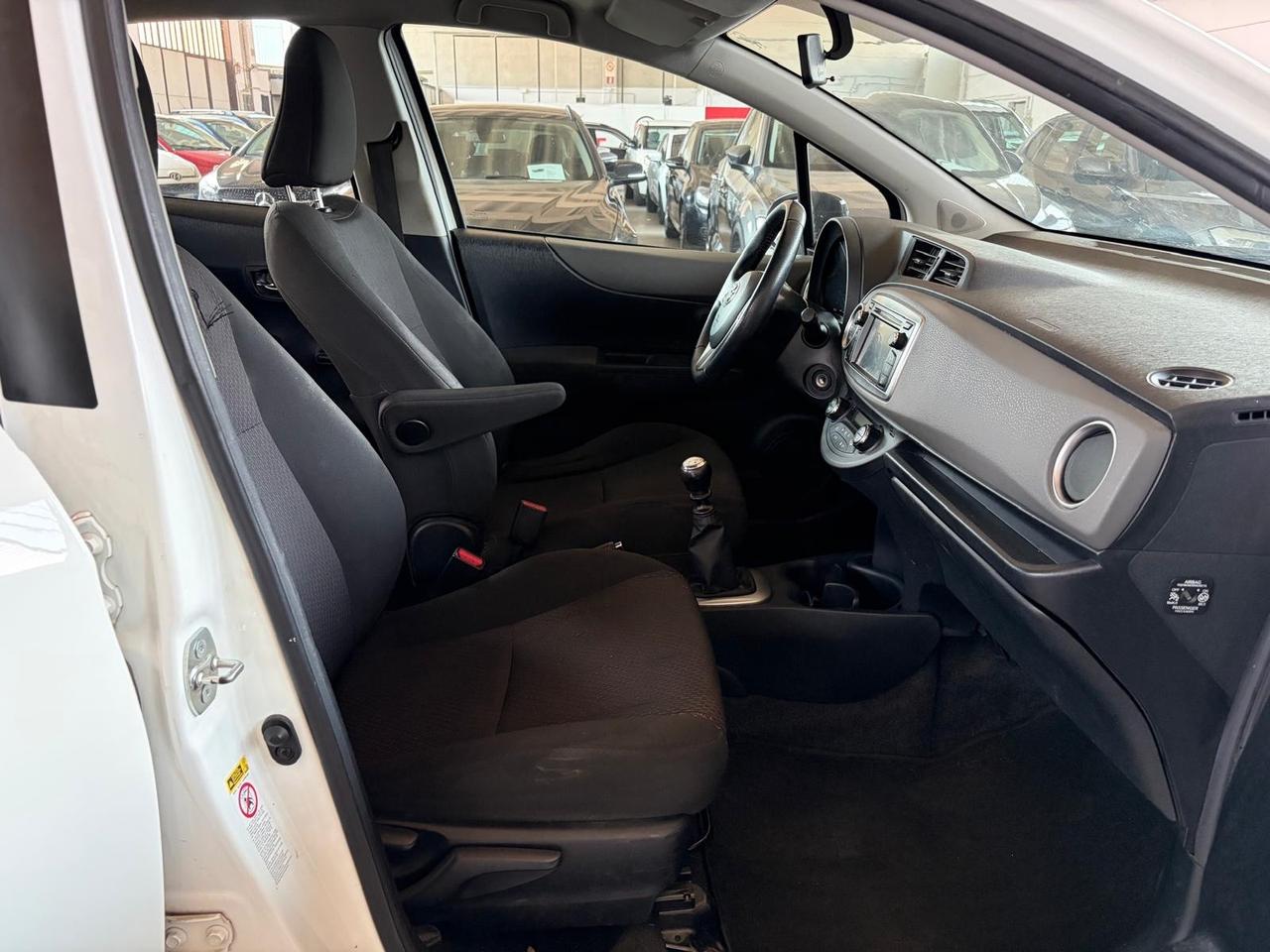 Toyota Yaris 1.3 5 porte Lounge
