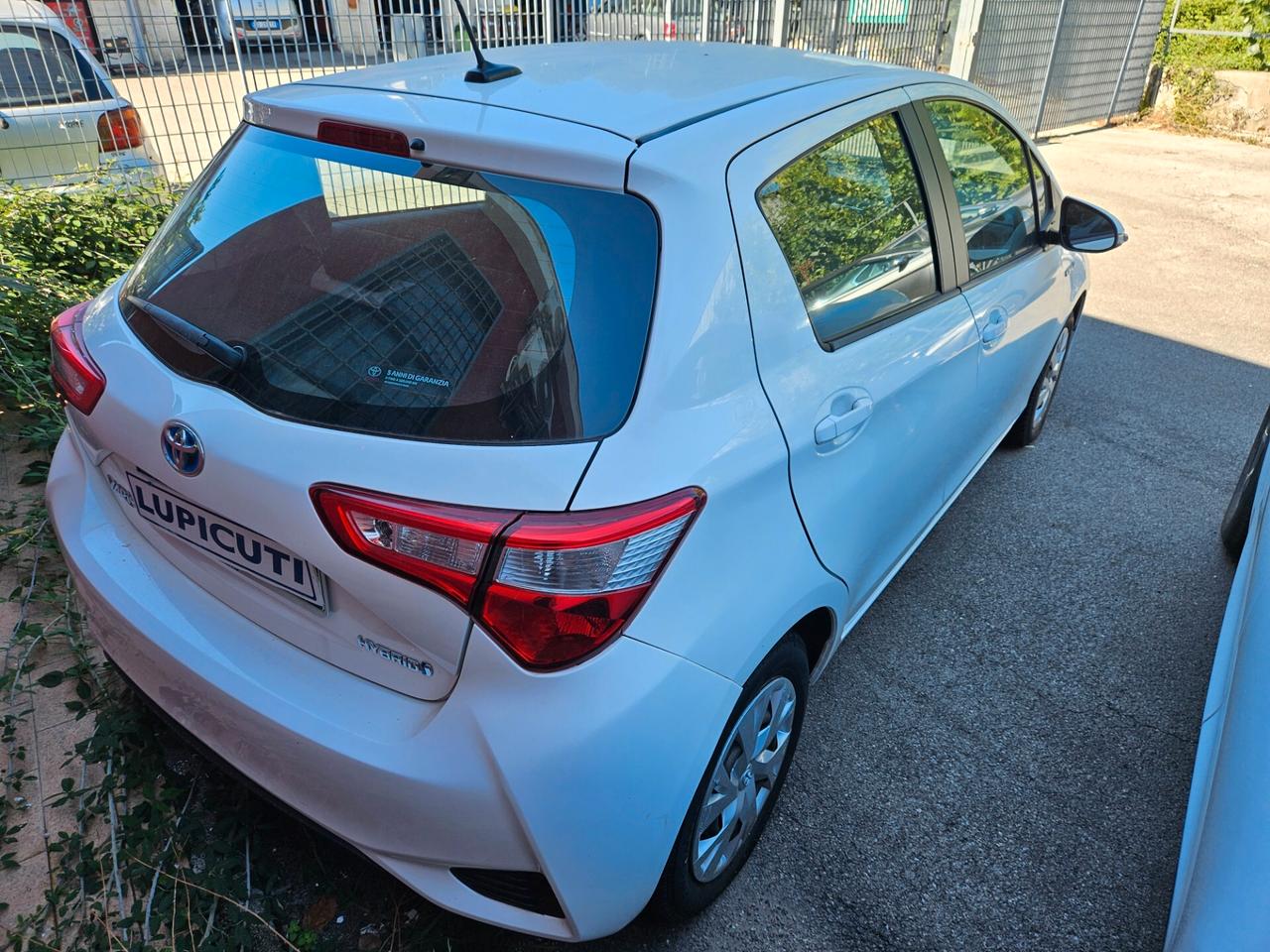 Toyota Yaris 1.5 Hybrid 5 porte Active