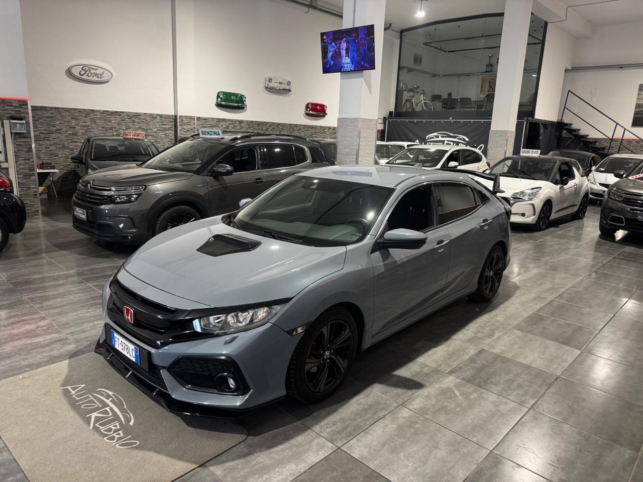 Honda Civic 1.0T 5 porte Executive Premium CVT