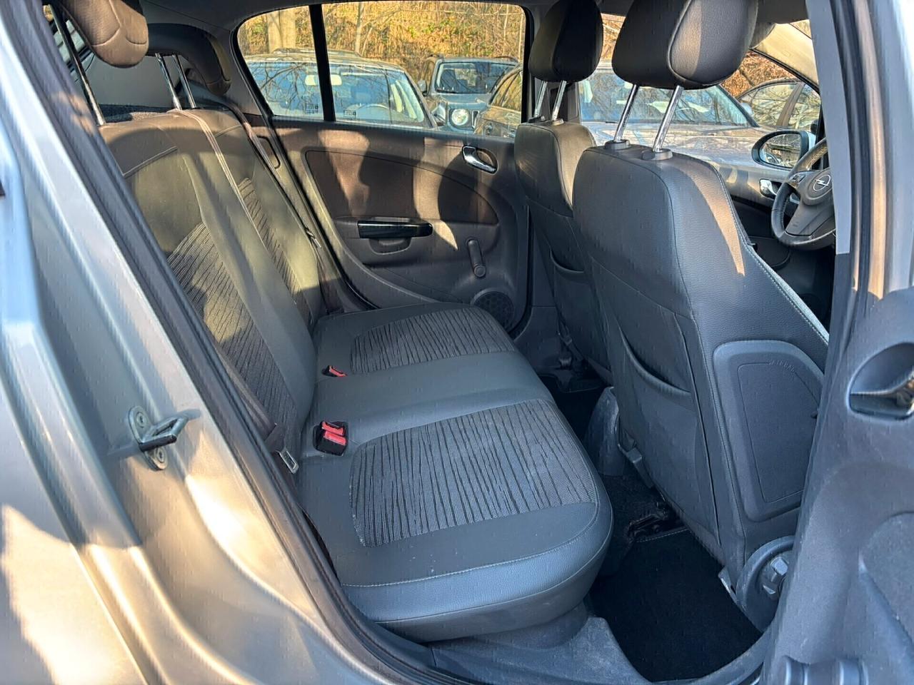 Opel Corsa 1.2 85CV 5 porte GPL- ok Neopatentati