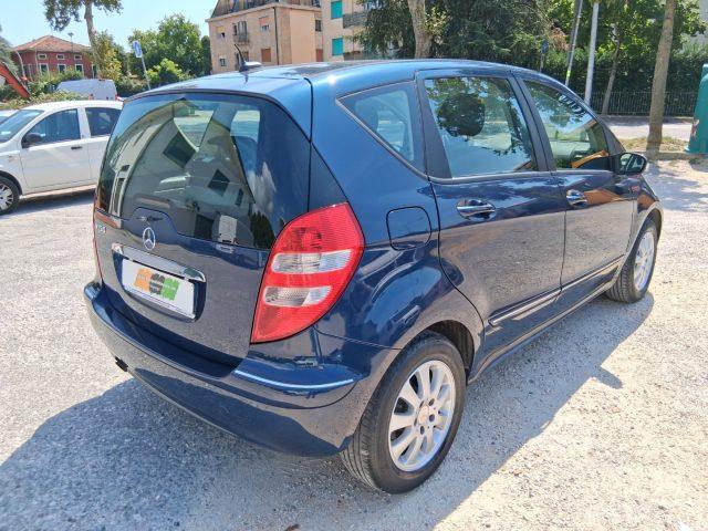 MERCEDES-BENZ A 150 Elegance