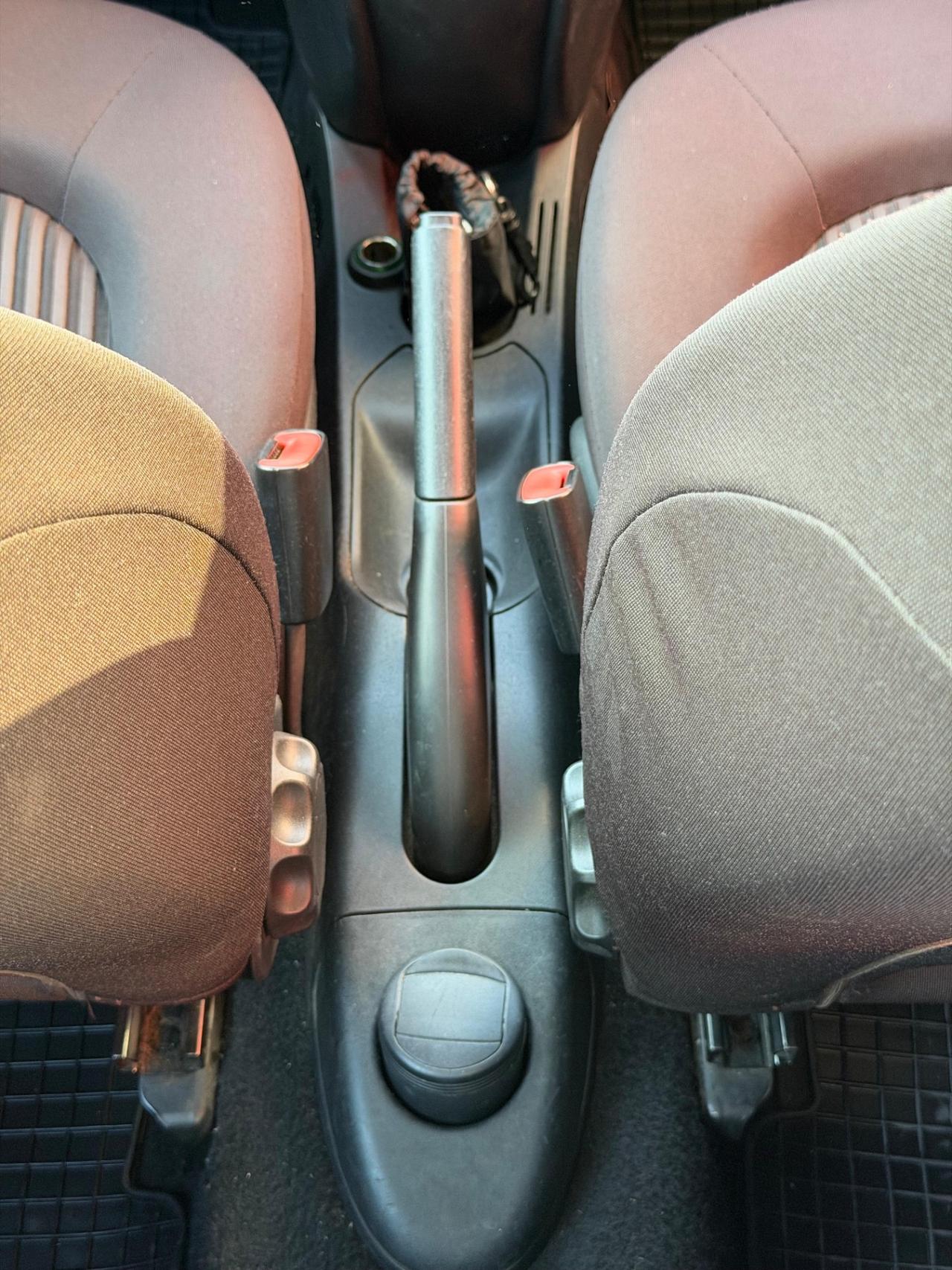 Lancia Ypsilon 1.4 Argento Ecochic GPL