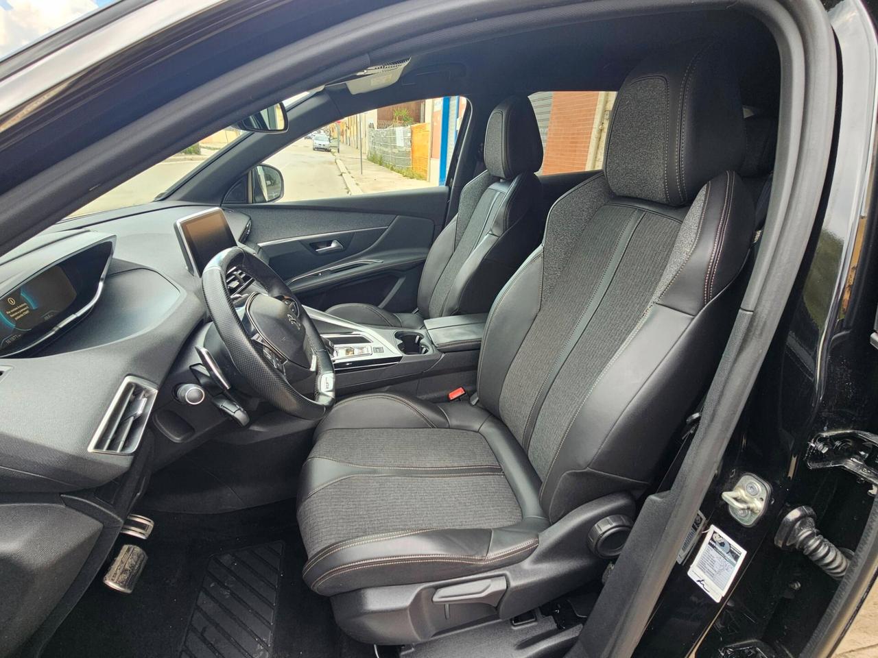 PEUGEOT 3008 1.5 BLUEHDI 130CV EAT8 GT-LINE