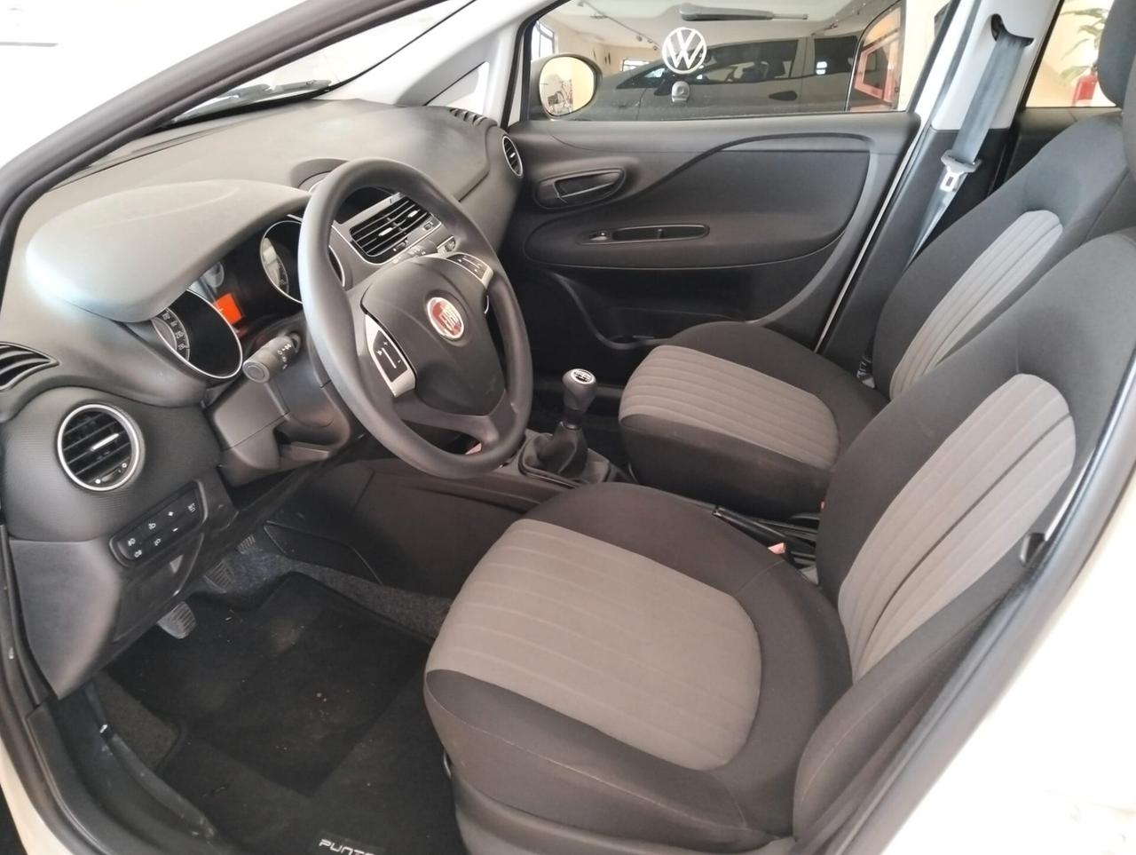 Fiat Punto 1.3 MJT II S&S 95 CV 5 porte Street