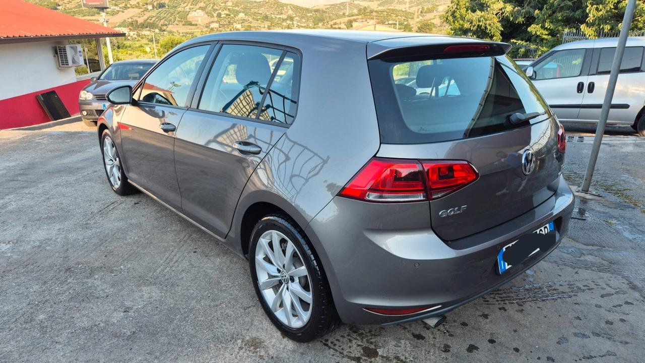 Volkswagen Golf 1.6 TDI 5p. Highline BlueMotion Technology