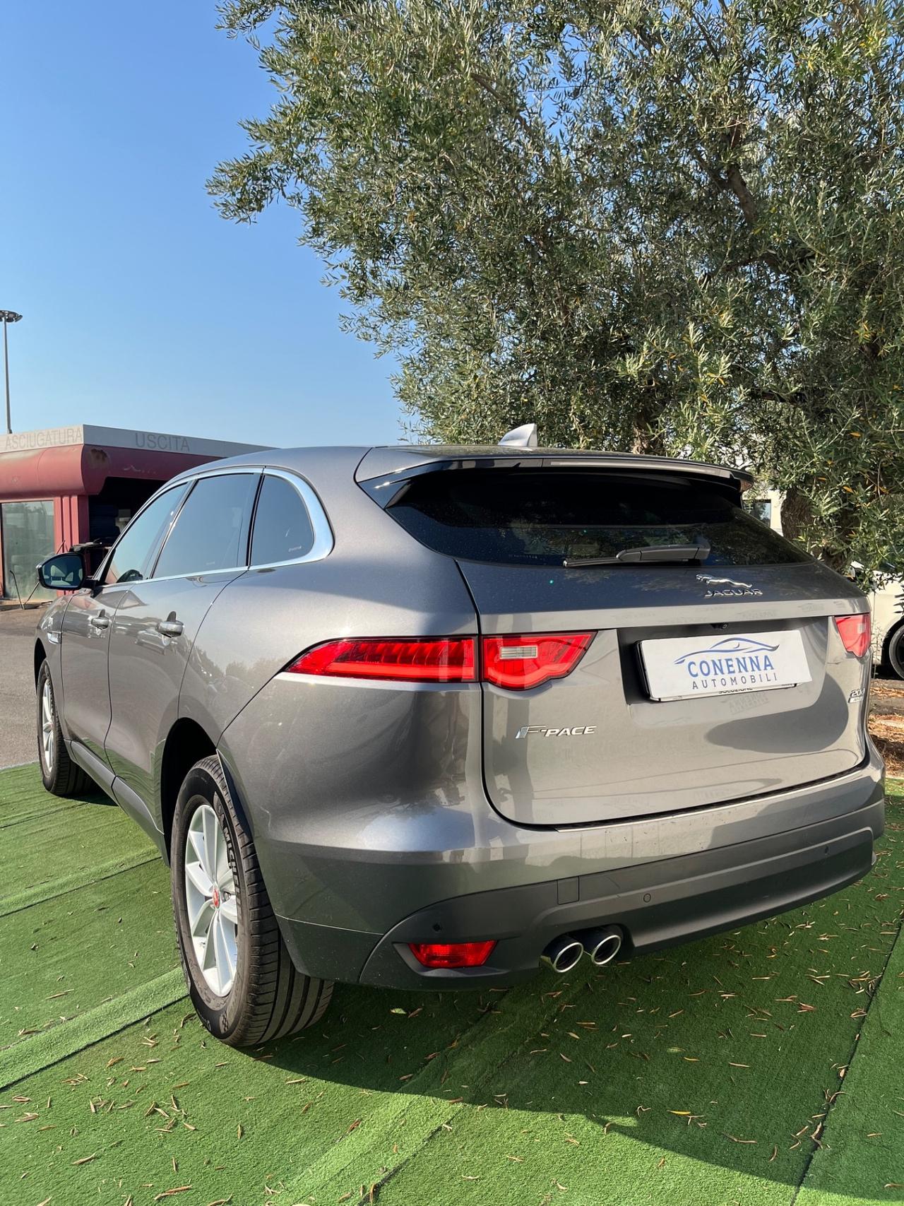 Jaguar F-Pace 2.0 D 180 CV AWD Portfolio