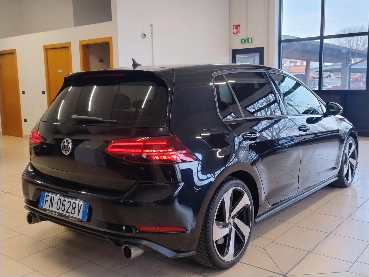 Volkswagen Golf GTI Performance 2.0 245 CV TSI DSG 5p. BMT