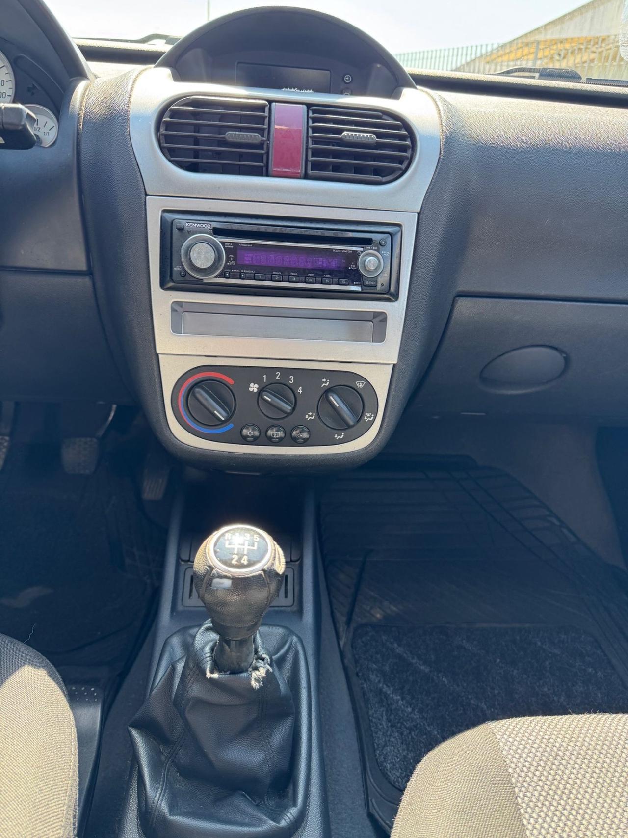Opel Corsa 1.2 benzina 5 porte Cosmo